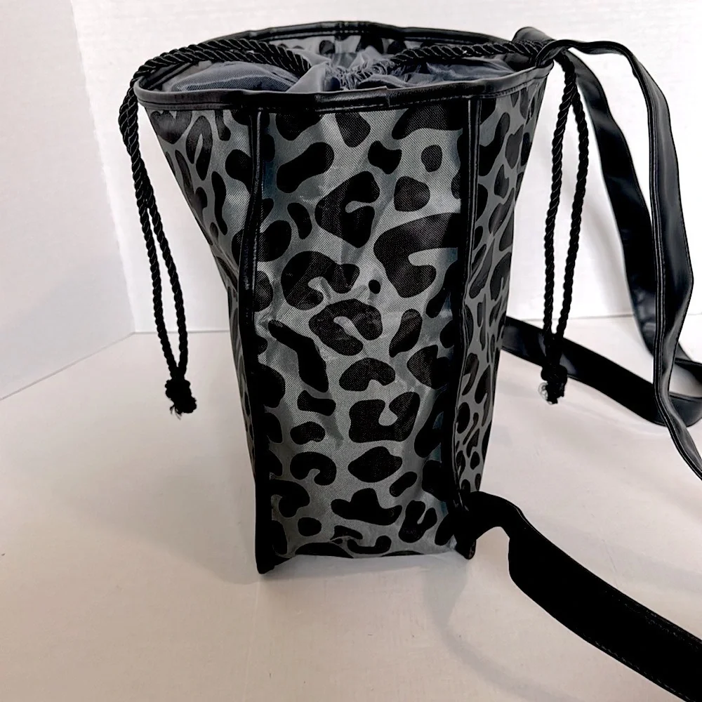 Tanger Outlets Black and Gray Leopard Print tote Bag or back pack w/ drawstring